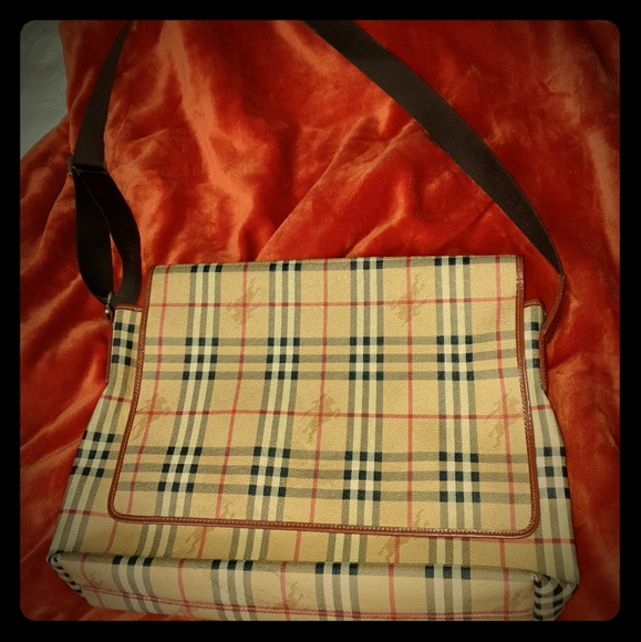 BURBERRY Cross body bag - Picture 1 of 3